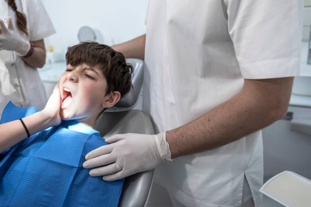 Best Emergency Tooth Extraction in Semmes, AL